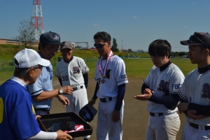 一般男子第３位チーム（メダル授与）